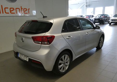 Kia Rio, 2021