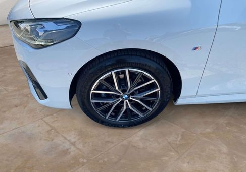 BMW 220, 2025 3