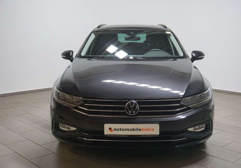 Volkswagen Passat, 2022
