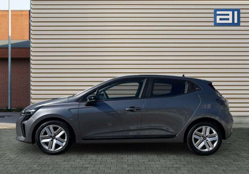 Renault Clio, 2025