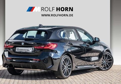 BMW 118, 2024 2