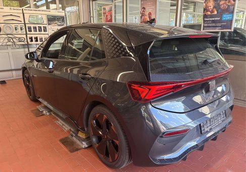 Cupra Born, 2023 3