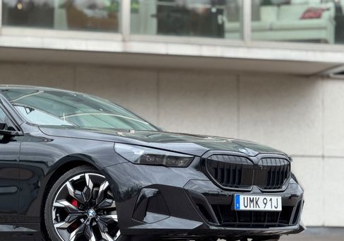 BMW 530, 2026