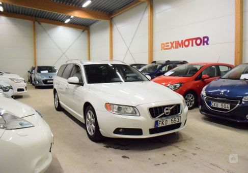 Volvo V70, 2012