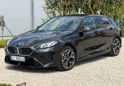 BMW 118, 2026 3