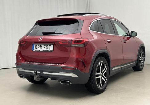 Mercedes-Benz GLA 200, 2021