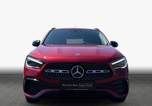 Mercedes-Benz GLA 250, 2021