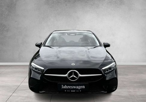 Mercedes-Benz A 200, 2025