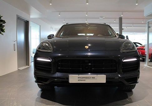 Porsche Cayenne, 2023