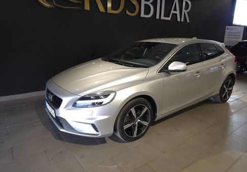 Volvo V40, 2019
