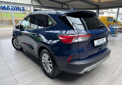 Ford Kuga, 2022