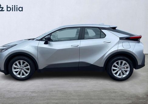 Toyota C-HR, 2025