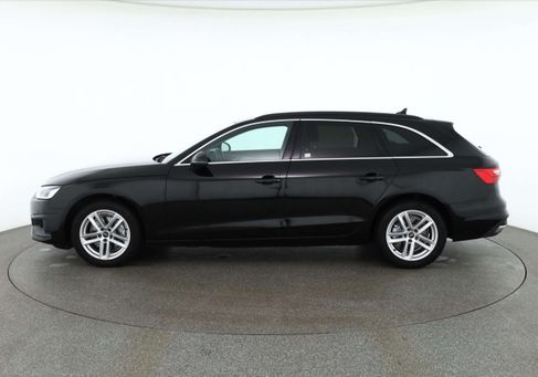 Audi A4, 2021