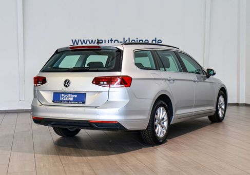 Volkswagen Passat, 2021