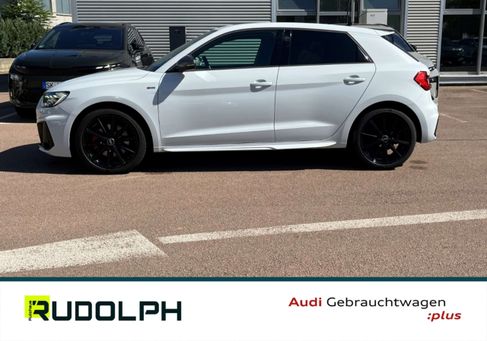 Audi A1, 2022