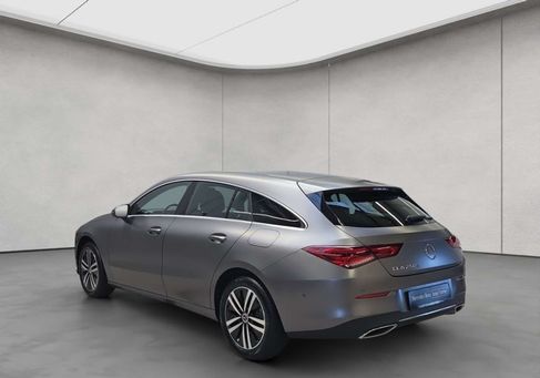 Mercedes-Benz CLA 250, 2022