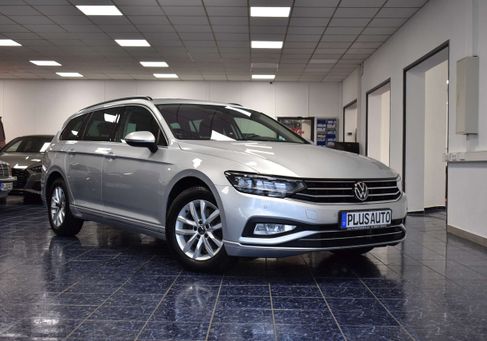 Volkswagen Passat, 2021