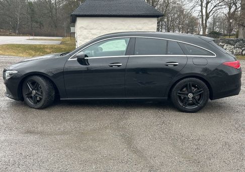 Mercedes-Benz CLA 200 Shooting Brake, 2021