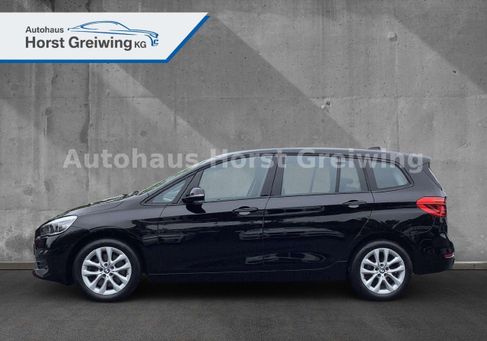 BMW 218, 2022 2