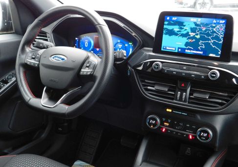 Ford Kuga, 2022