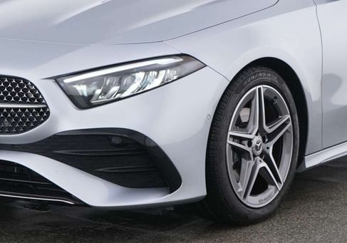 Mercedes-Benz A 180, 2025