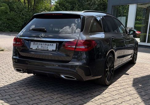 Mercedes-Benz C 300, 2021