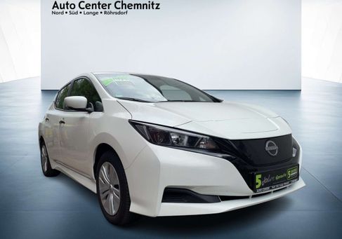 Nissan Leaf, 2022 3