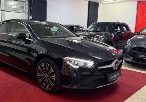 Mercedes-Benz CLA 220, 2022