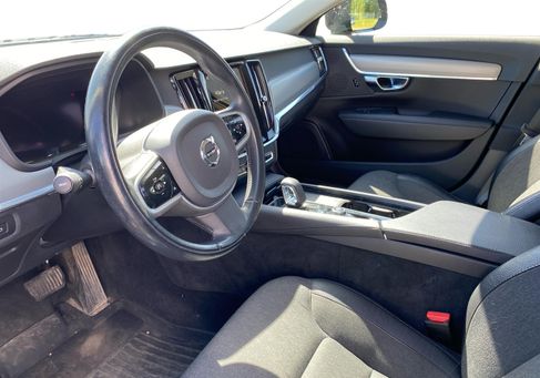 Volvo V90 Cross Country, 2022