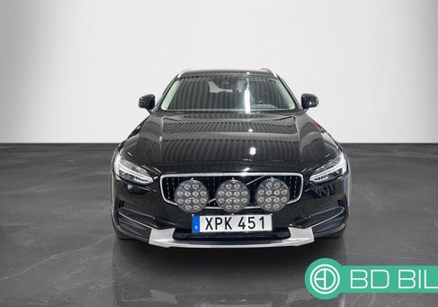 Volvo V90 Cross Country, 2019