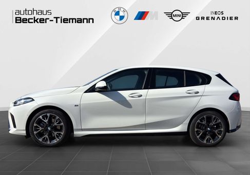 BMW 120, 2025