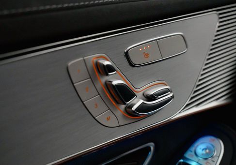 Mercedes-Benz EQC, 2020