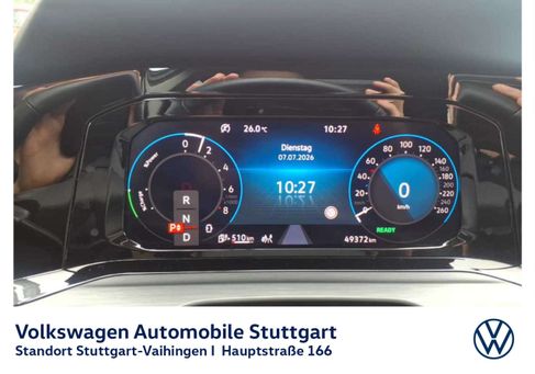 Volkswagen Golf, 2022 3