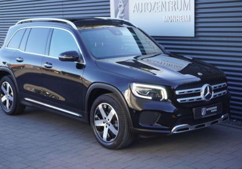 Mercedes-Benz GLB 200, 2021 3