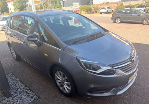 Opel Zafira, 2018 3