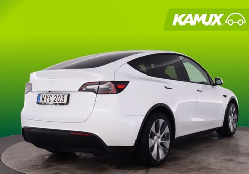 Tesla Model Y, 2023 3