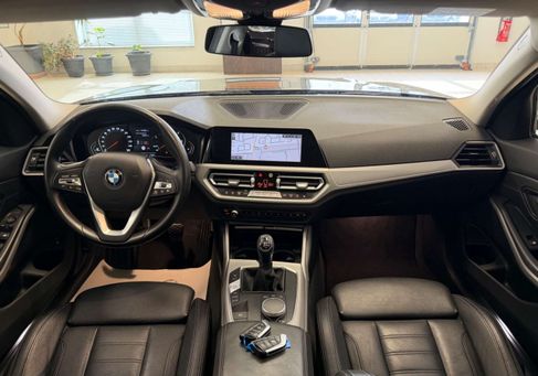 BMW 318, 2020