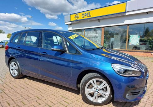 BMW 216, 2022