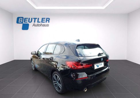 BMW 118, 2021