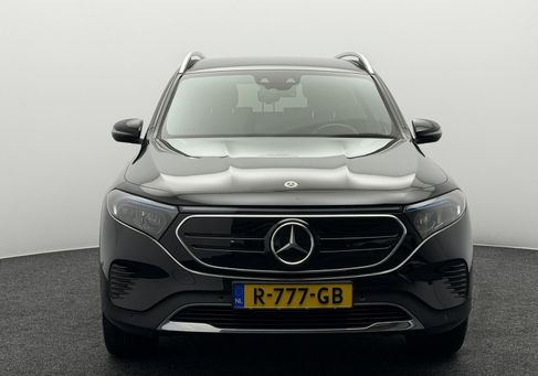 Mercedes-Benz EQB, 2022 3