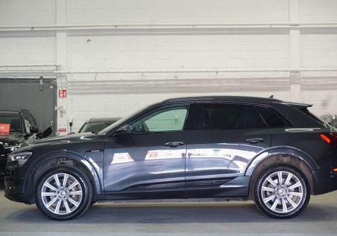 Audi e-tron, 2021