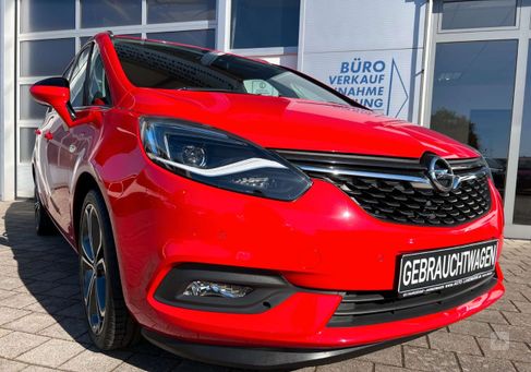 Opel Zafira Tourer, 2017