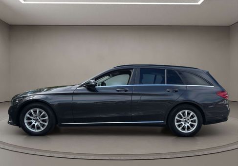 Mercedes-Benz C 180, 2020