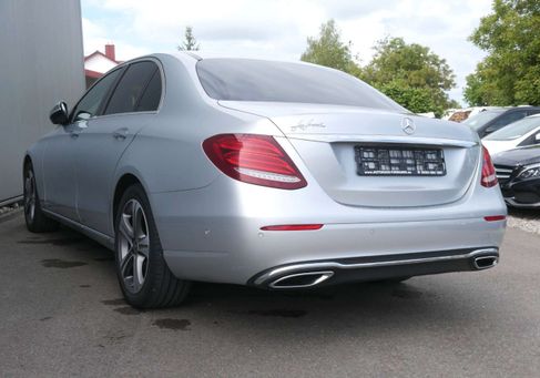 Mercedes-Benz E 400, 2019 2