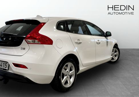 Volvo V40, 2018