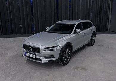 Volvo V90 Cross Country, 2024