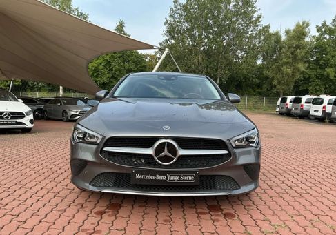 Mercedes-Benz CLA 200, 2021