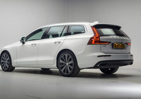Volvo V60, 2021 3