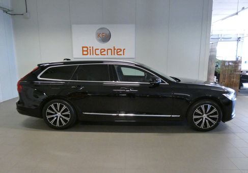 Volvo V90, 2022