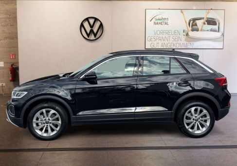 Volkswagen T-Roc, 2025 3